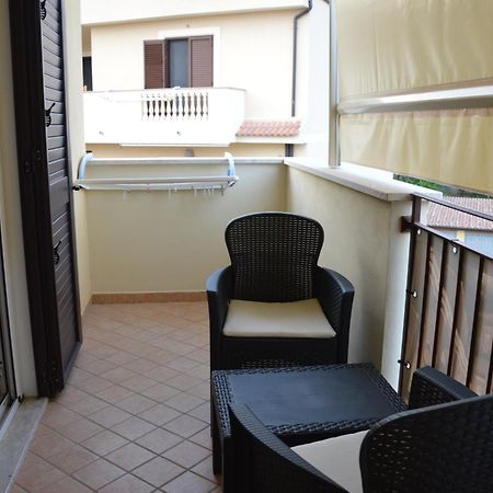 רוצ'לה איוניקה B&B E Casa Vacanza Al Castello מראה חיצוני תמונה