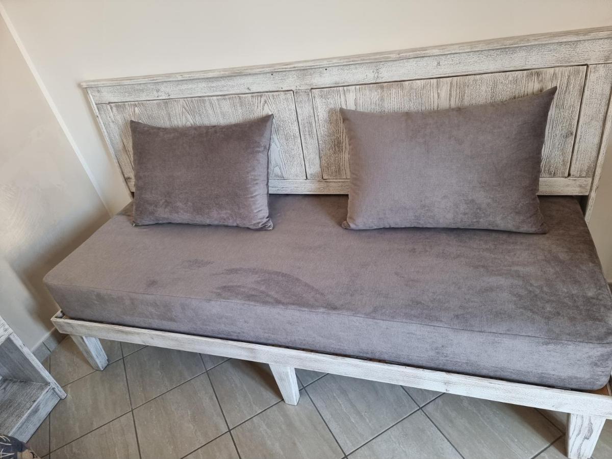 רוצ'לה איוניקה B&B E Casa Vacanza Al Castello מראה חיצוני תמונה