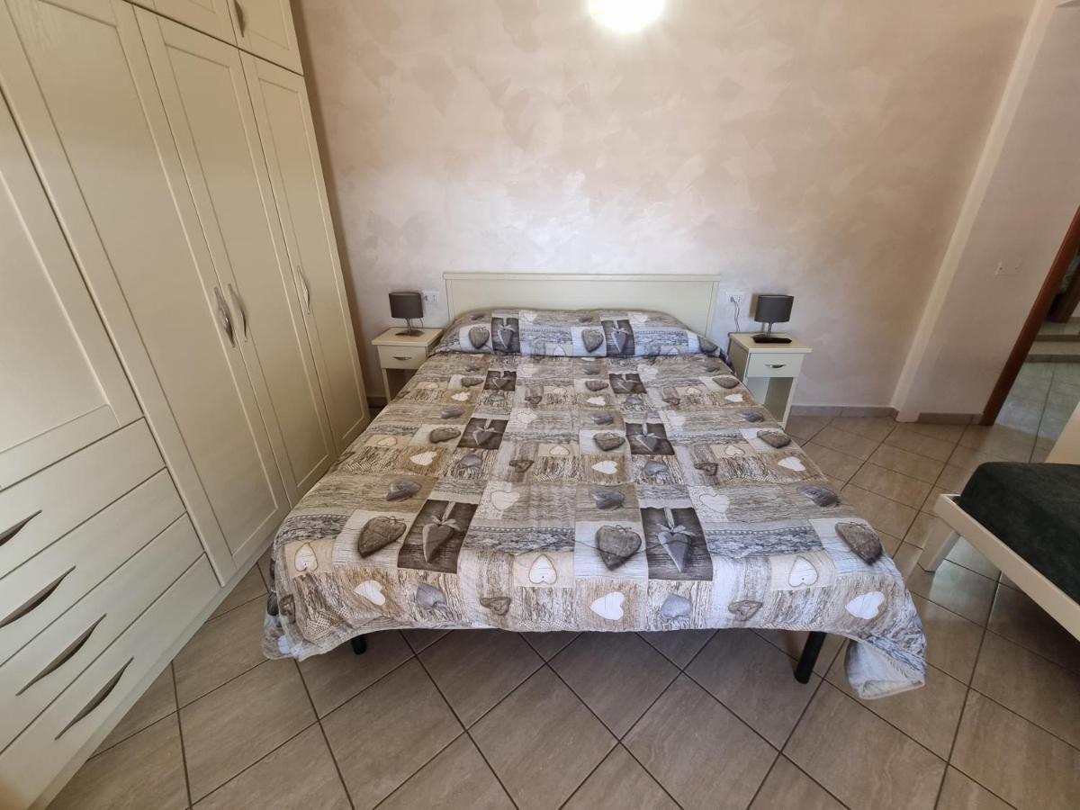 רוצ'לה איוניקה B&B E Casa Vacanza Al Castello מראה חיצוני תמונה