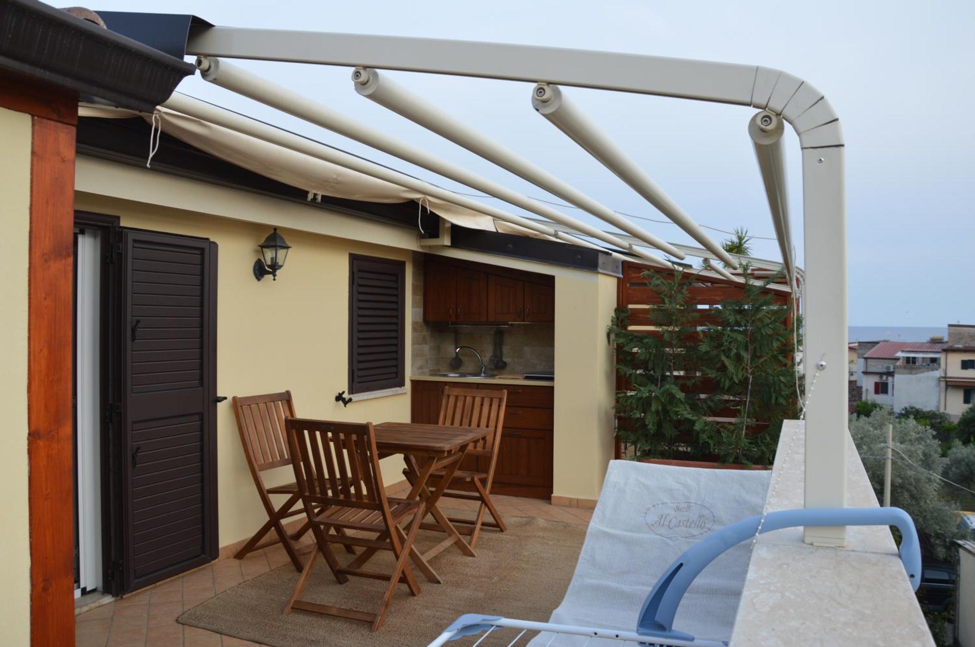 רוצ'לה איוניקה B&B E Casa Vacanza Al Castello מראה חיצוני תמונה